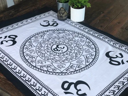 Tapestry Om small
